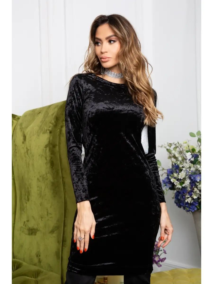 Elegantes Damen-Midikleid aus Samt mit langen Ärmeln von berg-feldt