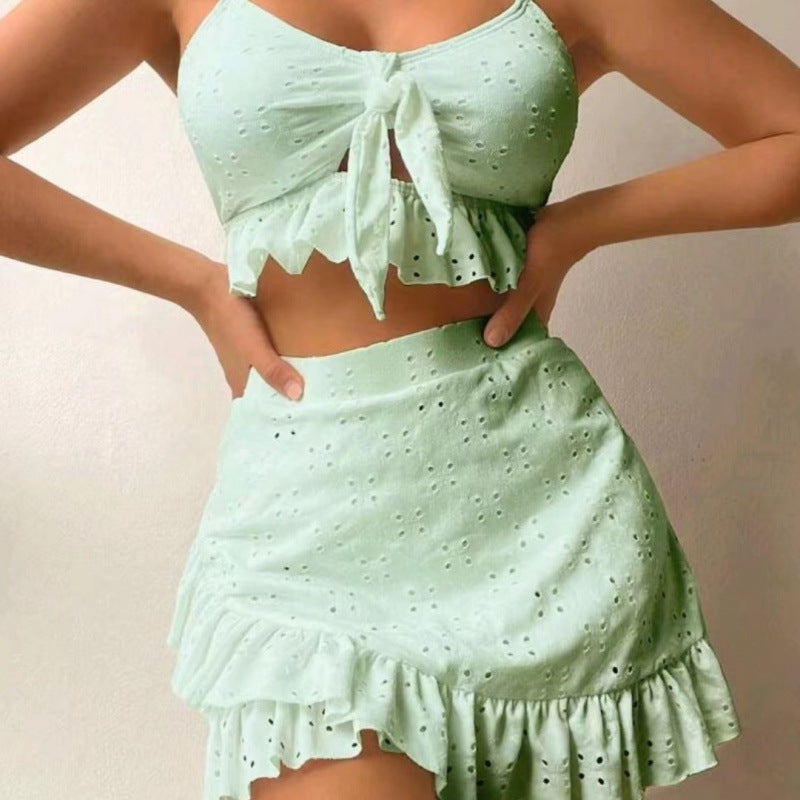 Ensemble femme Berg-Feldt : blouse aérienne et jupe à volants