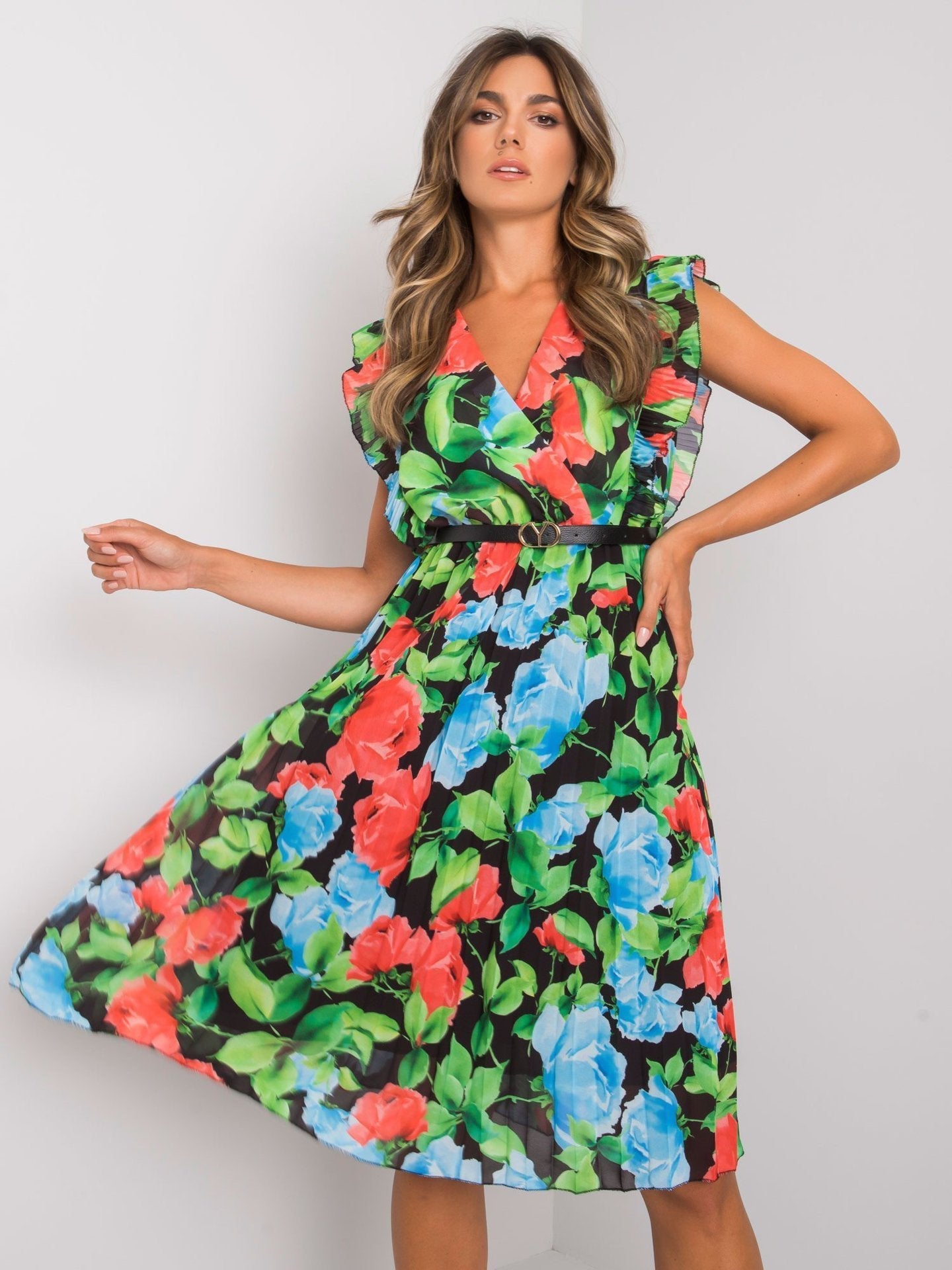 Robe longue à volants, motif fleuri et ceinture, berg-feldt