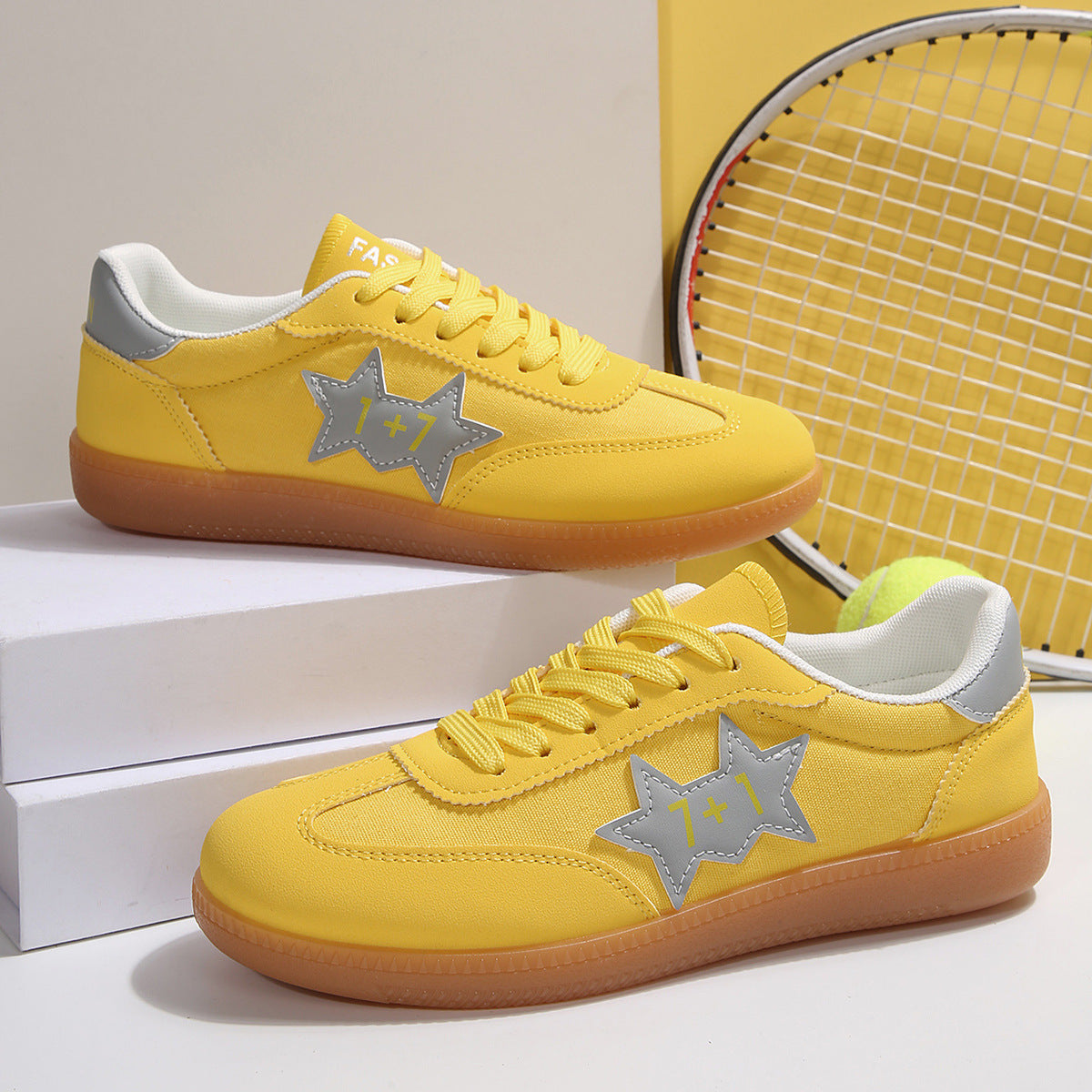 Baskets sportifs pour femmes avec motif étoile tendance de berg-feldt