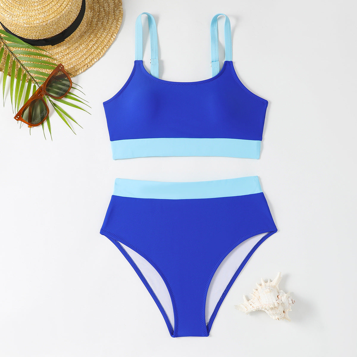Haut et bas de bikini femme tendance avec culotte taille haute de berg-feldt