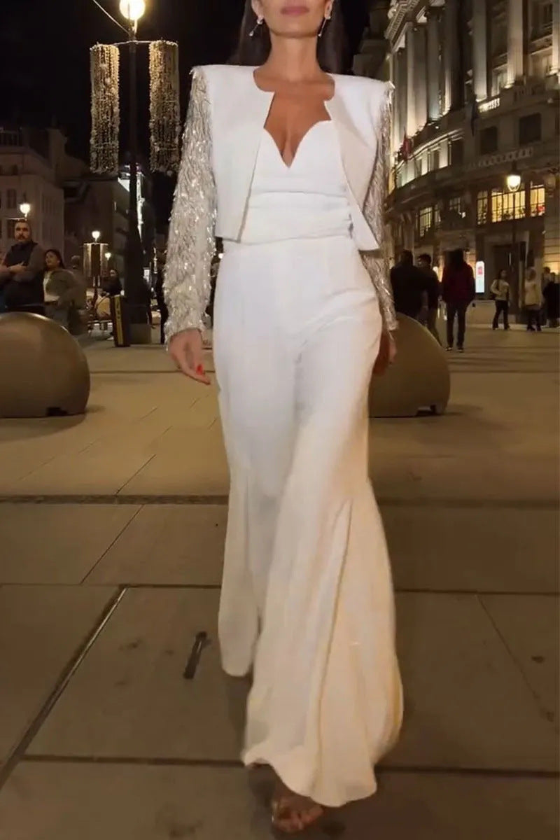 Eleganter Damen-Jumpsuit mit V-Ausschnitt und weiten Beinen von berg-feldt