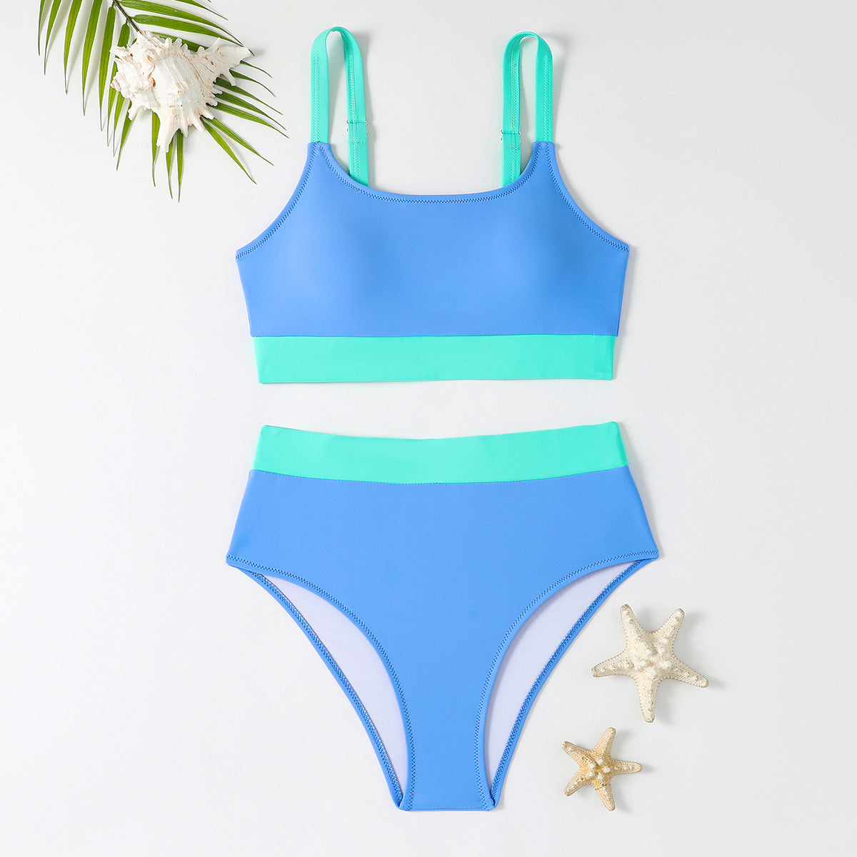 Haut et bas de bikini femme tendance avec culotte taille haute de berg-feldt