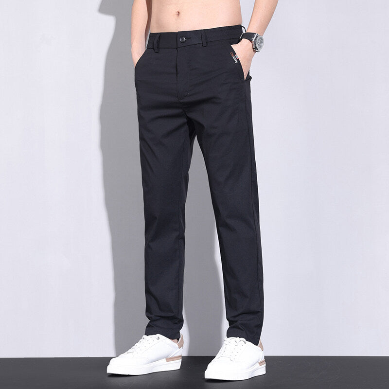 Pantalon chino homme tendance avec taille élastiquée et poches latérales pratiques Berg-Feldt