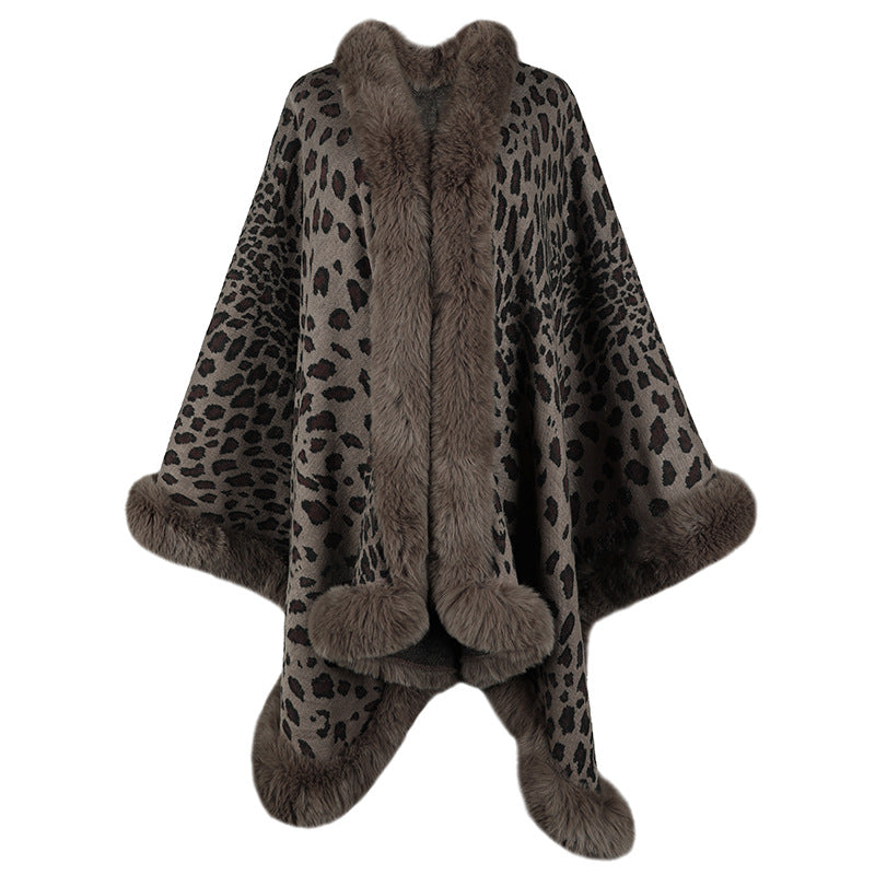 Poncho douillet pour femme avec luxueuse bordure en fausse fourrure et motif léopard Berg-Feldt