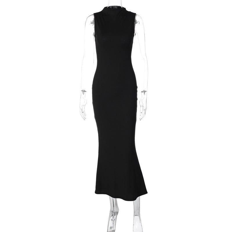 Robe longue ajustée et élégante avec col haut, de berg-feldt