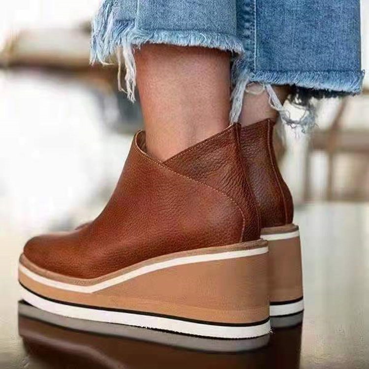 Damen Modische Keil-Stiefeletten aus feinem Wildleder mit praktischem Reißverschluss Berg-Feldt