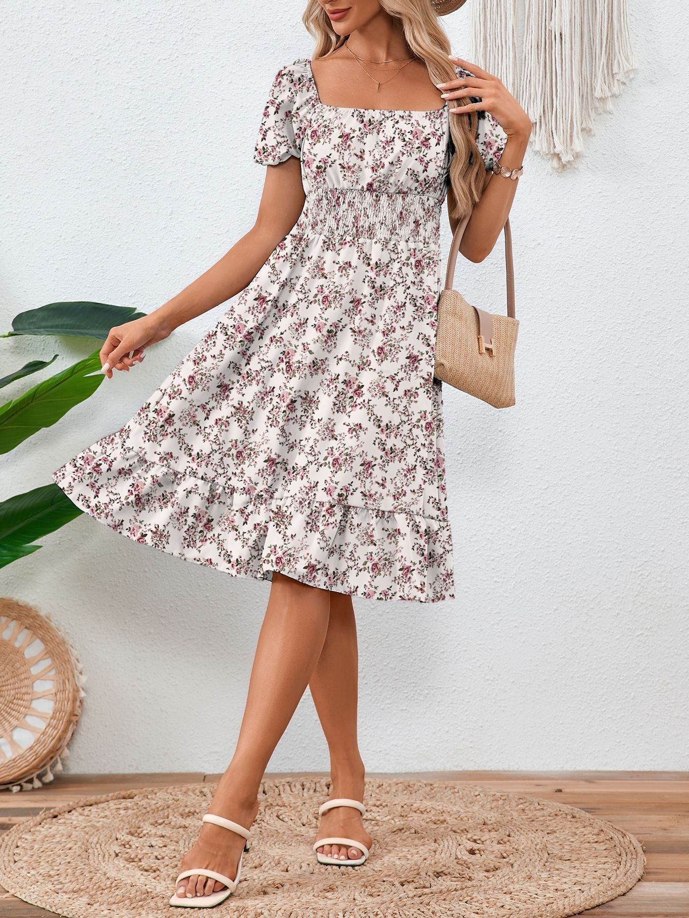 Robe mi-longue fleurie Berg-Feldt pour femme avec smocks et ourlet à volants