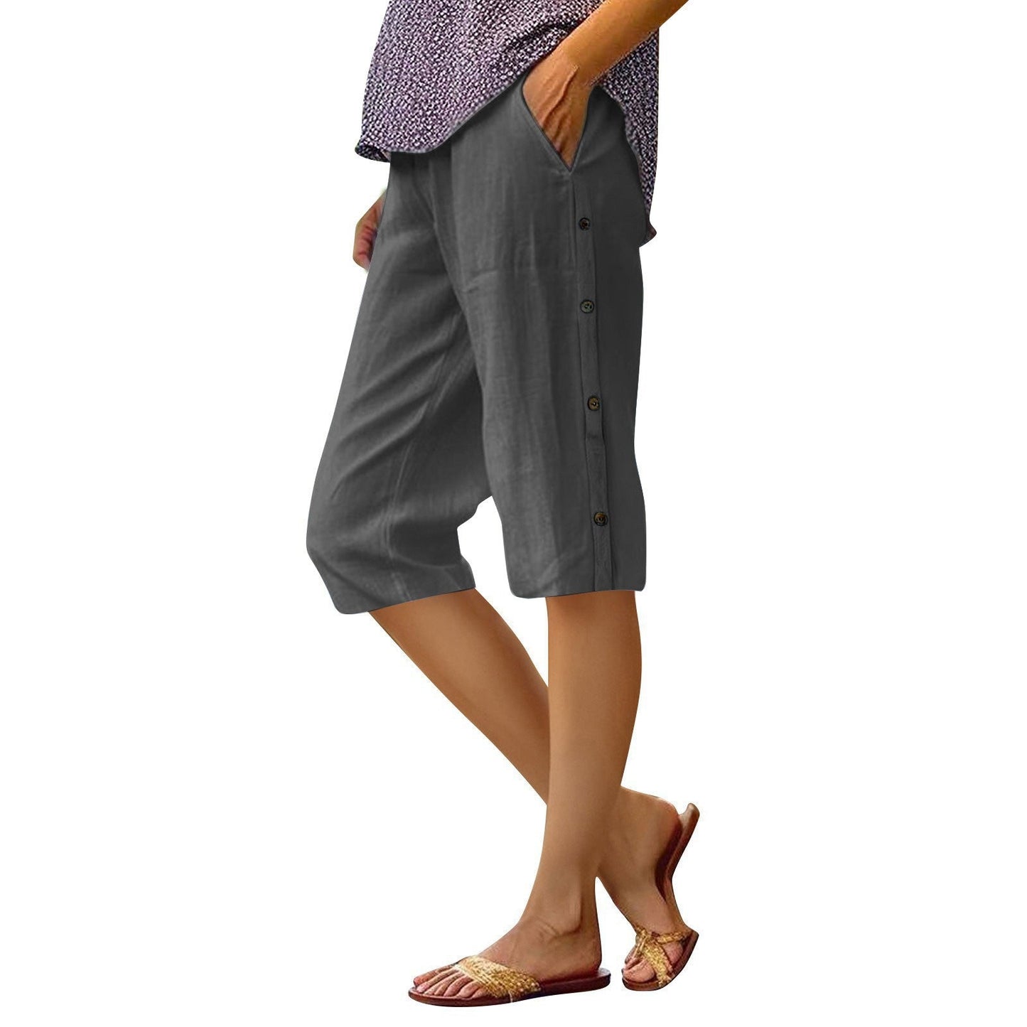 Shorts chino pour femme avec poches latérales et boutons décoratifs élégants par berg-feldt