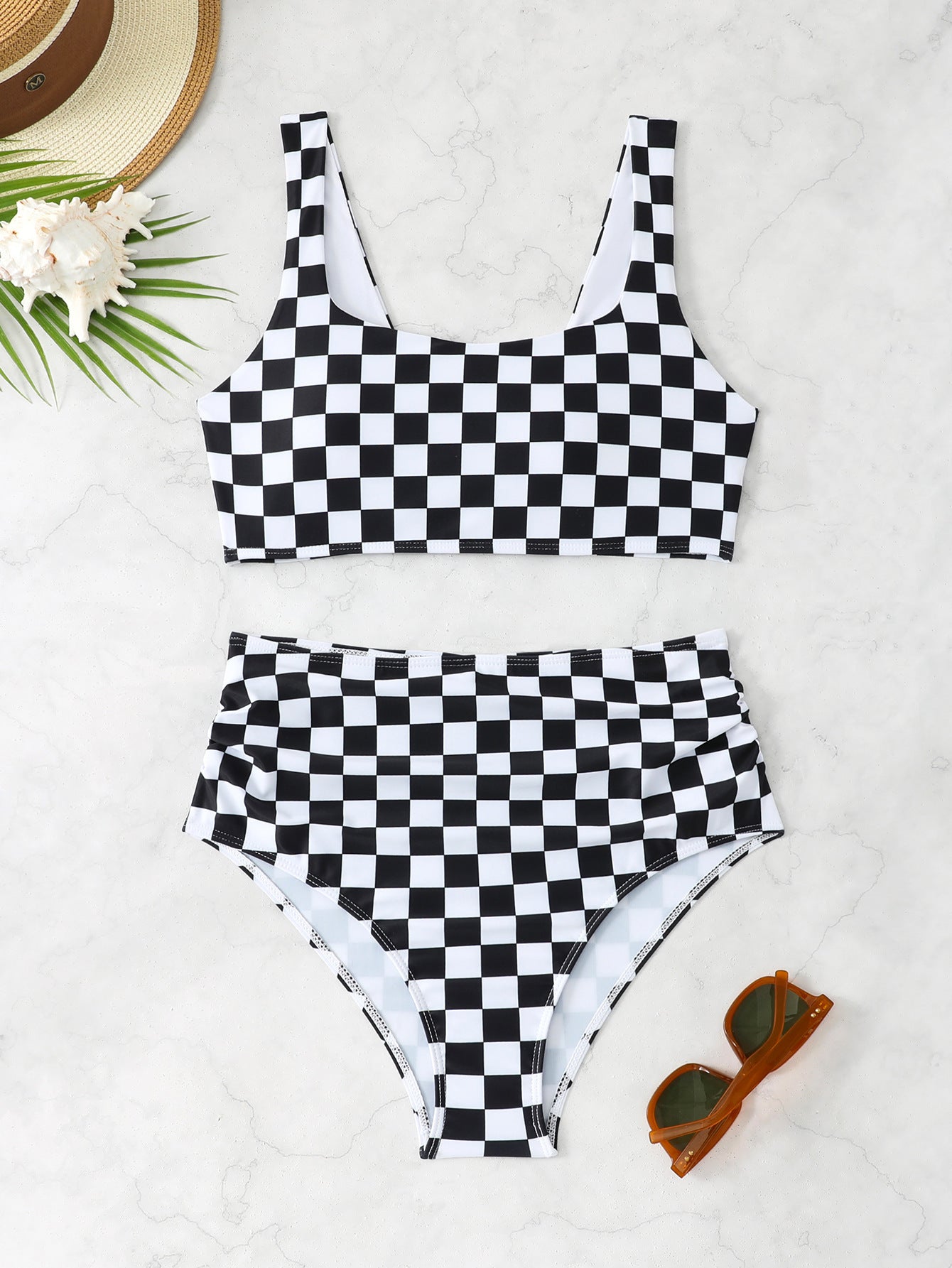 Ensemble bikini pour femme à jambe haute et motif à carreaux tendance de berg-feldt