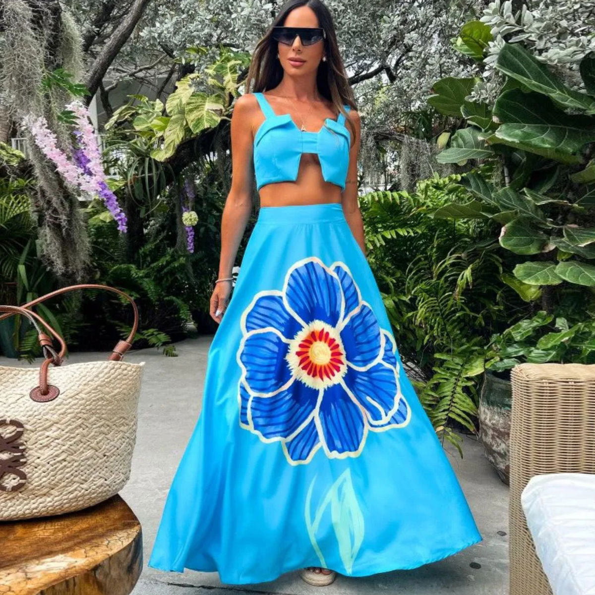 Ensemble crop-top et jupe longue fleuris de berg-feldt avec coupe spéciale