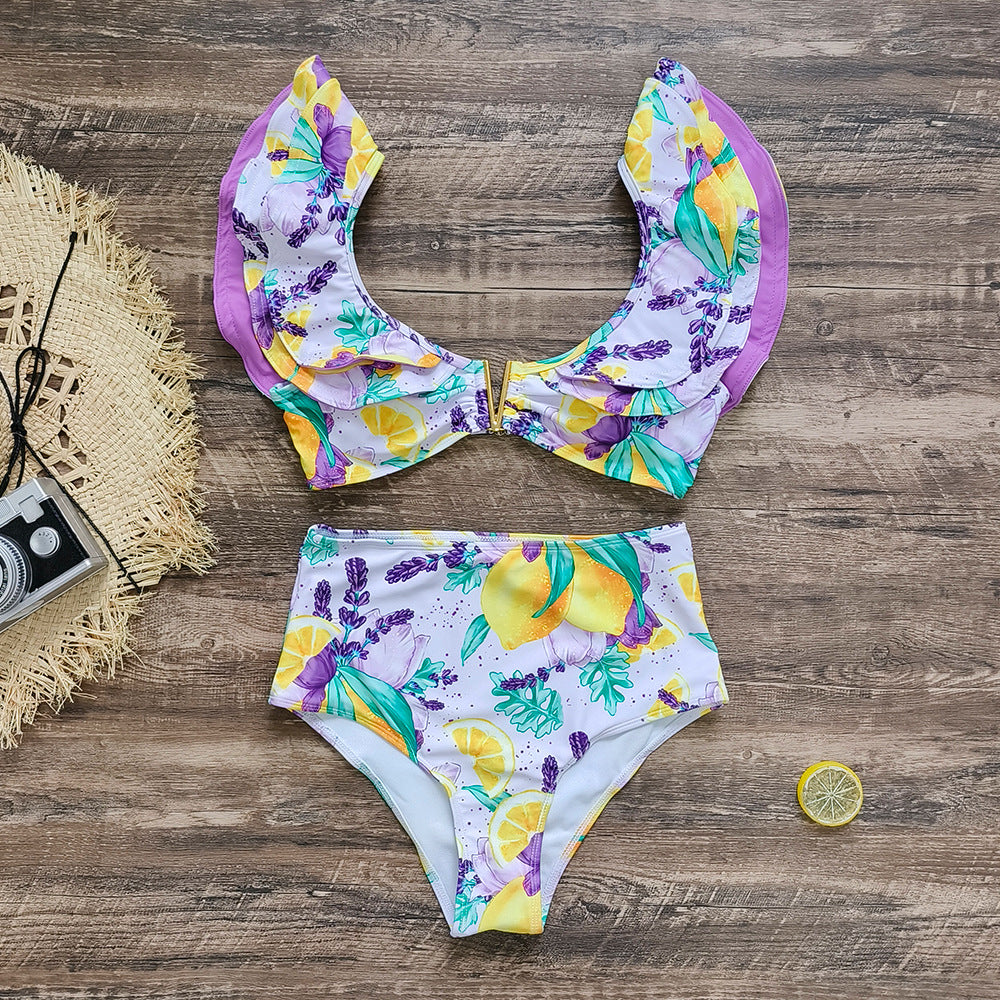 Bikiniset für Damen mit Blumenrüschen und hohem Beinausschnitt von berg-feldt
 - berg-feldt