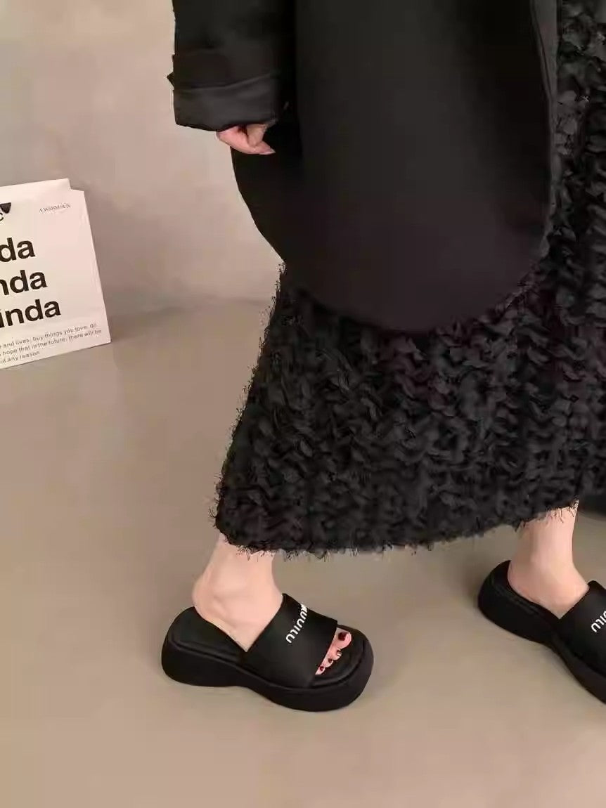 Komfortable Damen-Sandalen mit rutschfester Sohle von berg-feldt