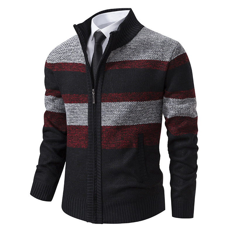 Herren Strickjacke mit Stehkragen und modernem Streifenmuster Berg-Feldt