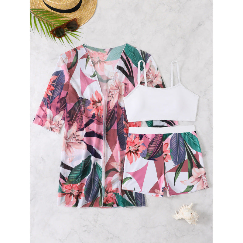 Ensemble de plage pour femme : Veste kimono fleurie et haut de sport par berg-feldt