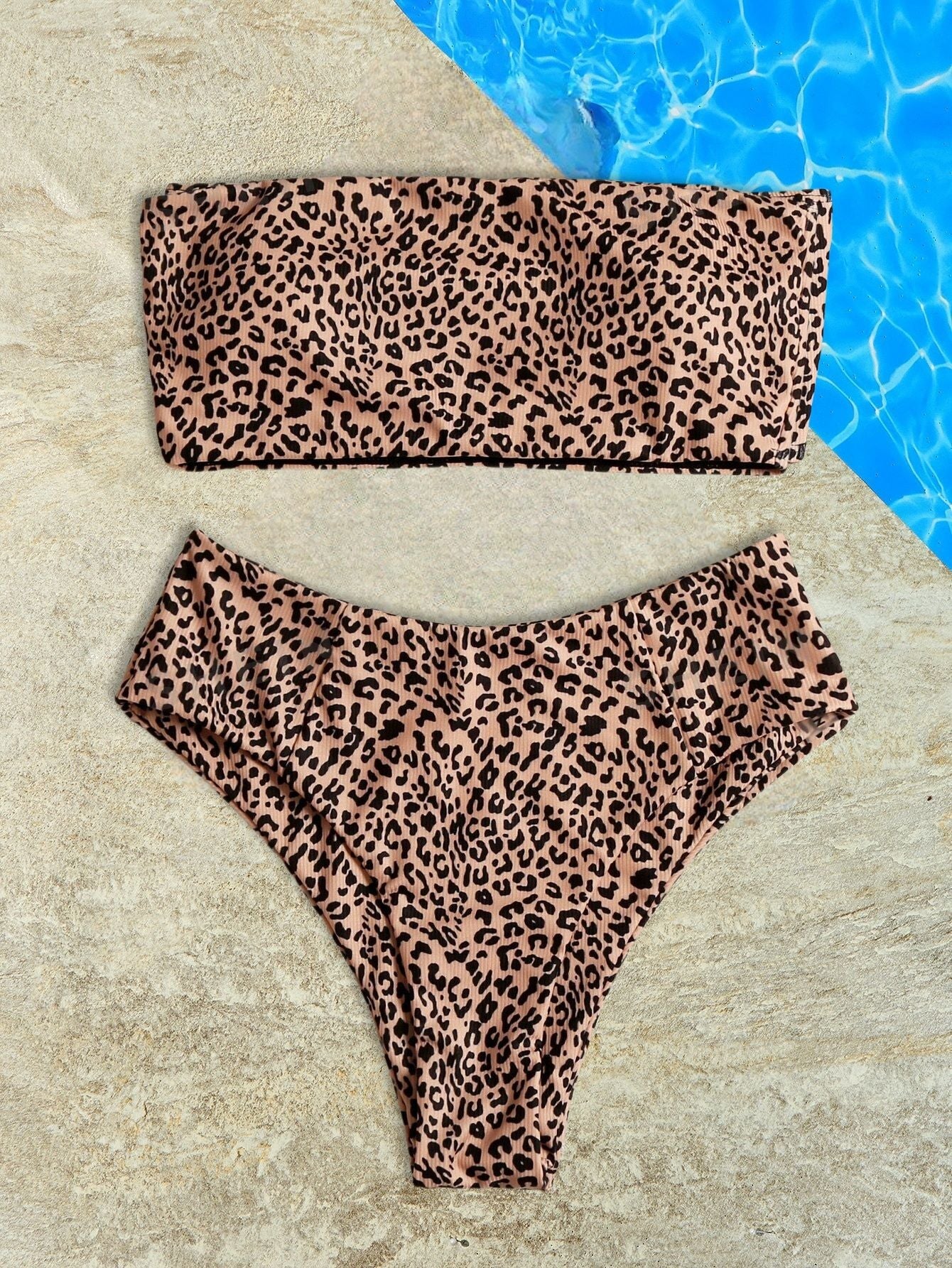 Elegantes Damen Bandeau-Bikini mit Leopardenmuster von berg-feldt