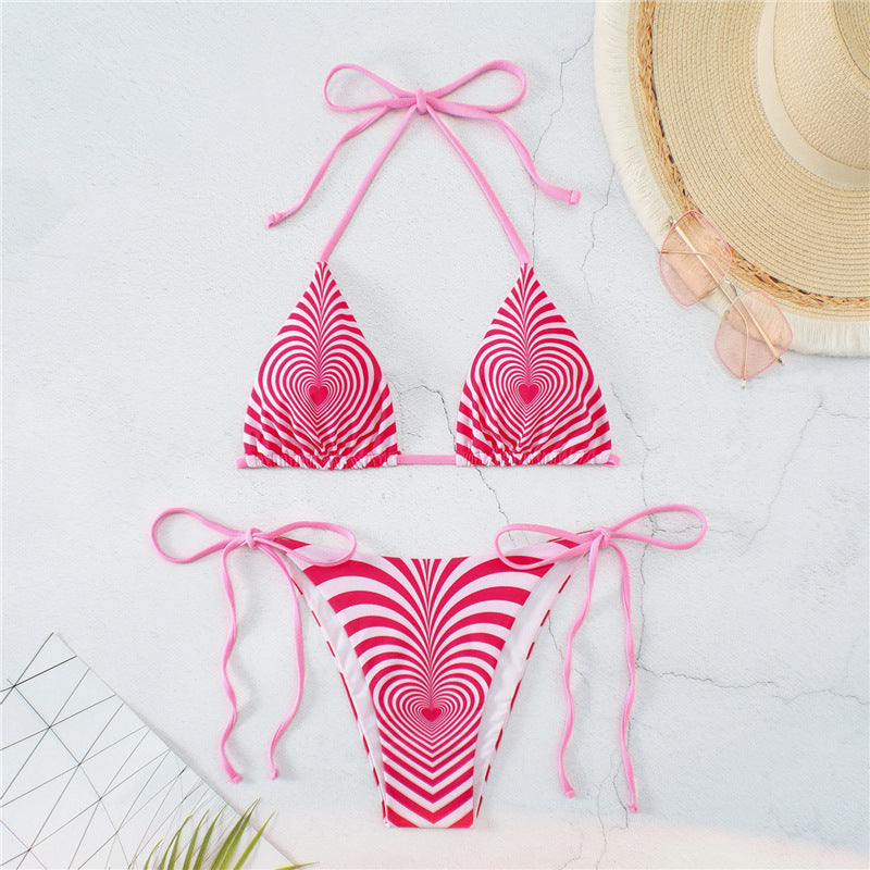 Haut de maillot de bain et bas de bikini pour femmes Berg-Feldt avec imprimé cœur et liens fantaisie