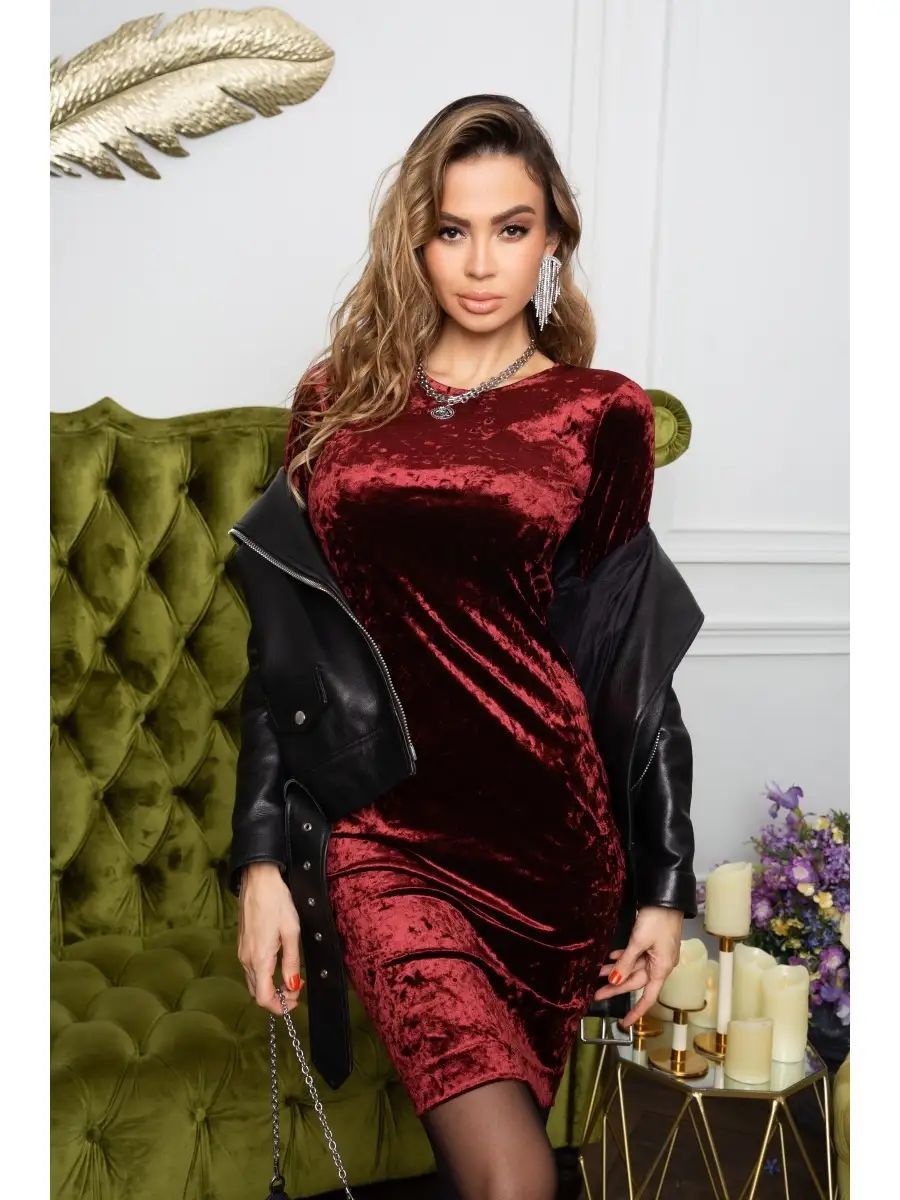 Elegantes Damen-Midikleid aus Samt mit langen Ärmeln von berg-feldt