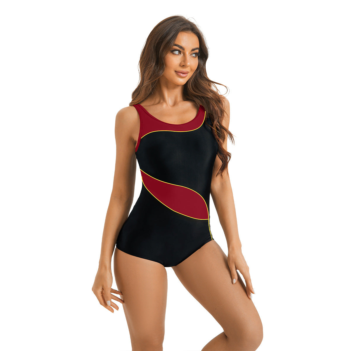 Maillot de bain sportif pour femmes, coupe ergonomique et design aux couleurs tendance, de berg-feldt