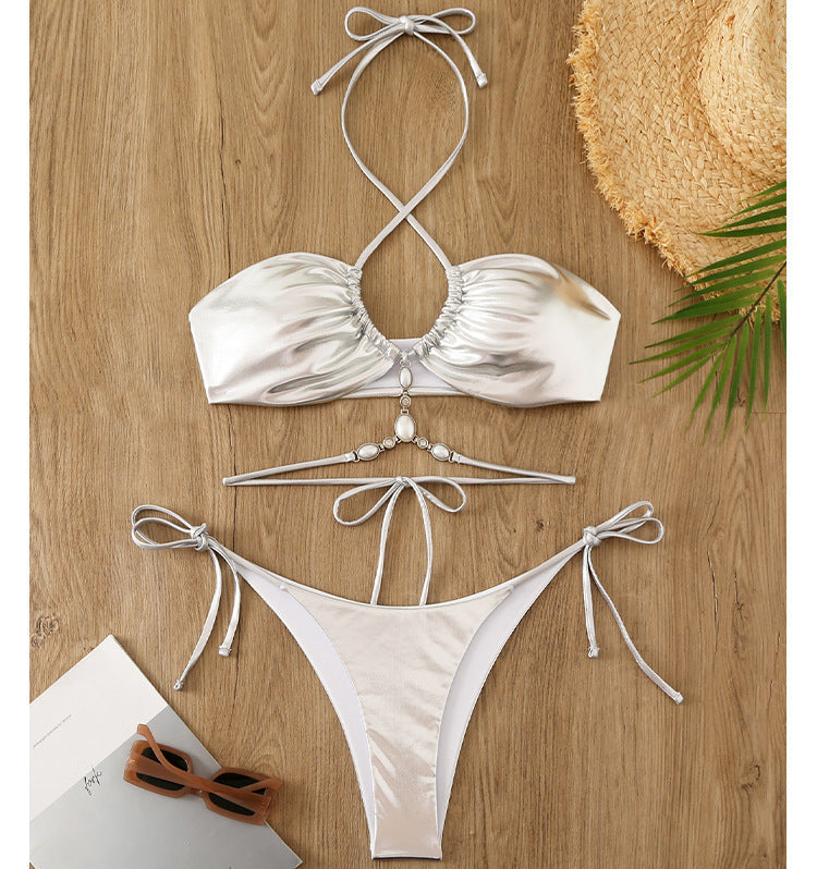 Bikini triangle femme brillant avec laçage sophistiqué et détails raffinés de berg-feldt