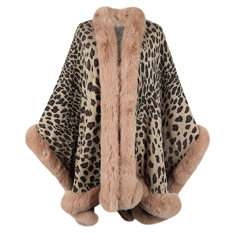 Poncho douillet pour femme avec luxueuse bordure en fausse fourrure et motif léopard Berg-Feldt