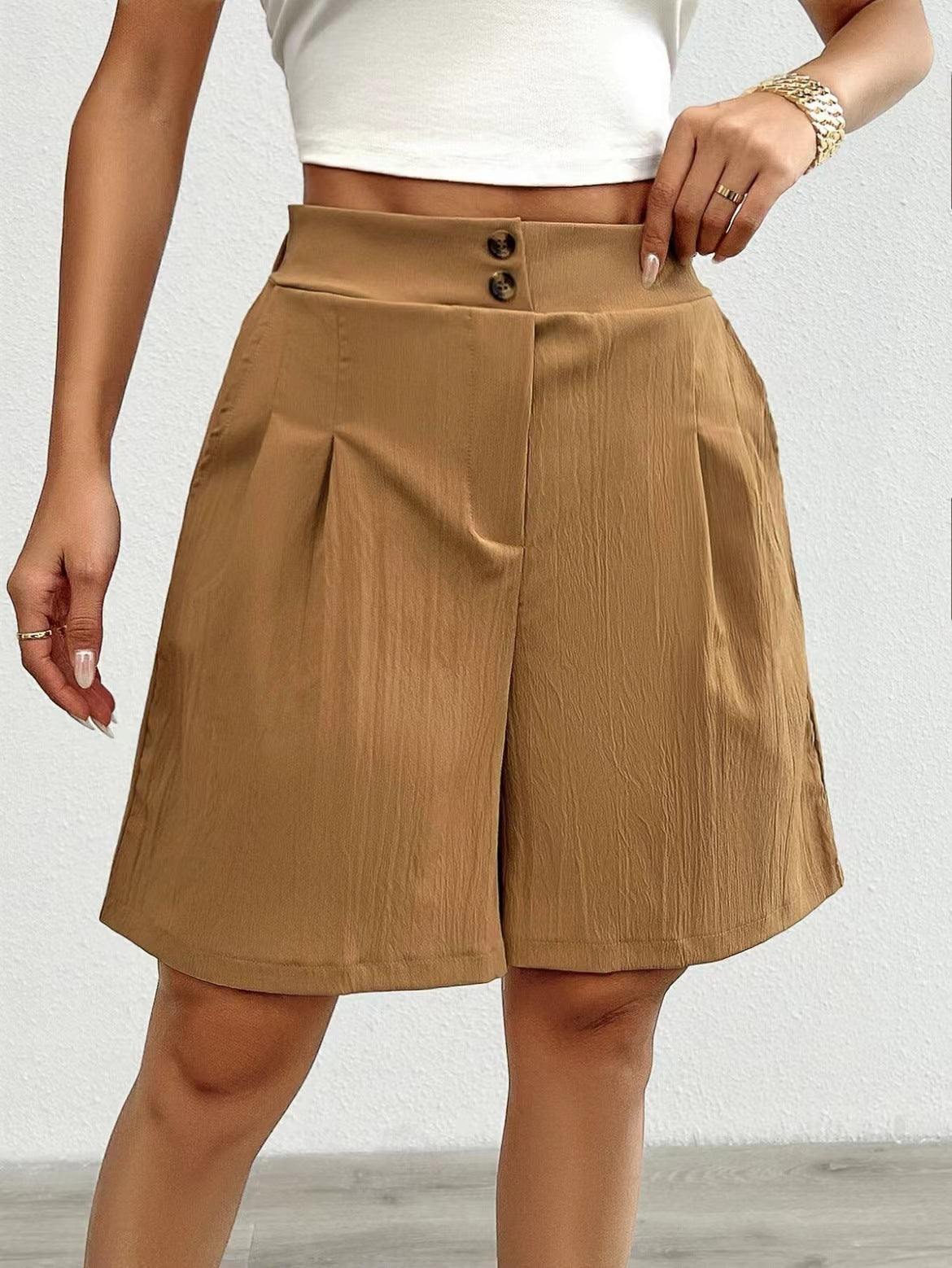 Shorts femme Berg-Feldt : Haute qualité, décontracté, taille haute, boutons décoratifs