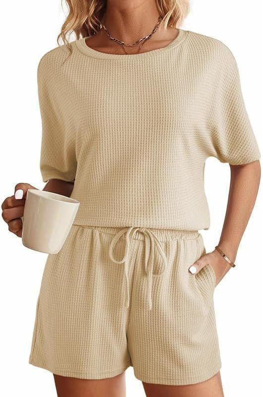 Ensemble femme, manches courtes, coupe ample, avec taille élastique et cordon de serrage par berg-feldt
