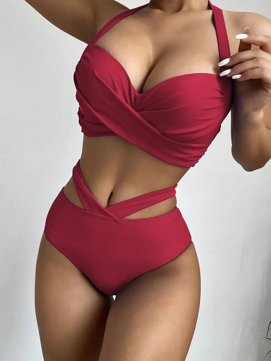 Maillot de bain femme taille haute avec découpes, par berg-feldt