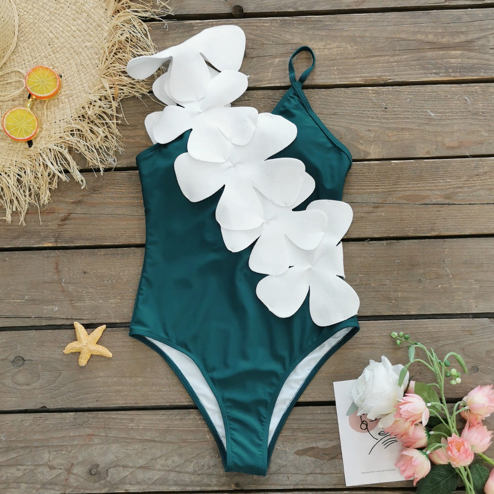 Maillot de bain femme Berg-Feldt : une pièce avec applications florales et coupe féminine