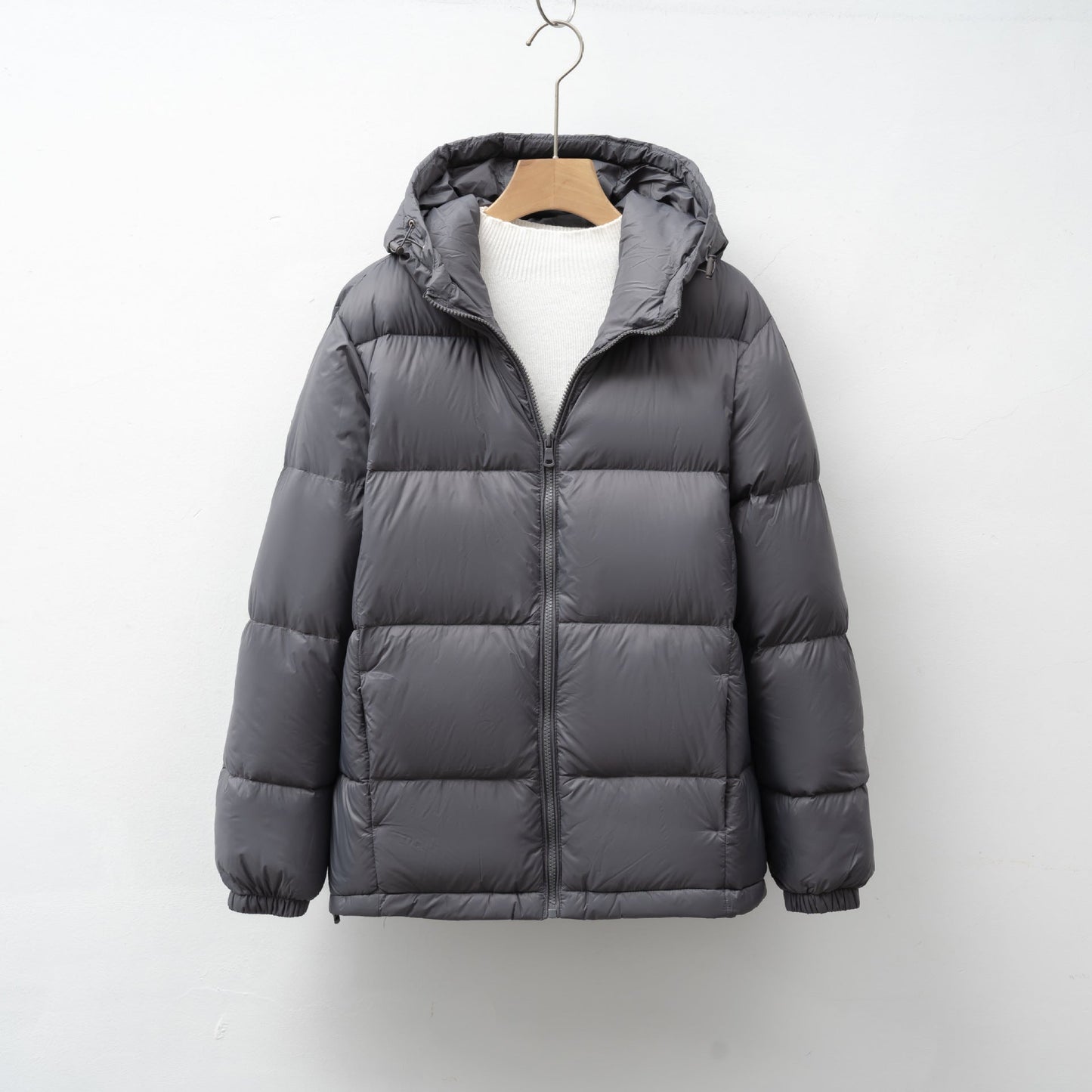 Veste d'hiver isolée légère pour femme avec capuche réglable Berg-Feldt