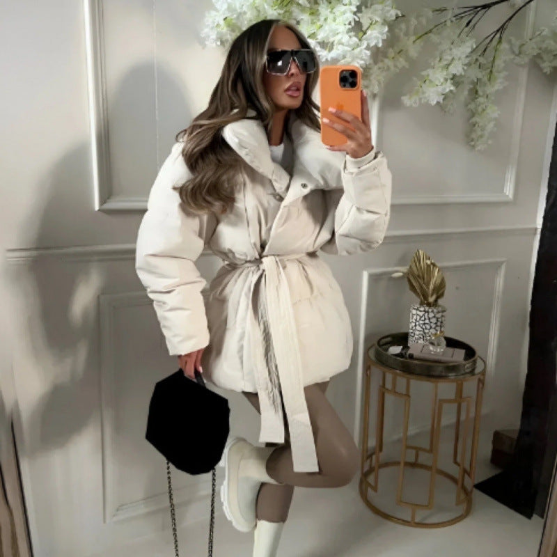 Doudoune oversized mode pour femme avec col large et ceinture à la taille Berg-Feldt