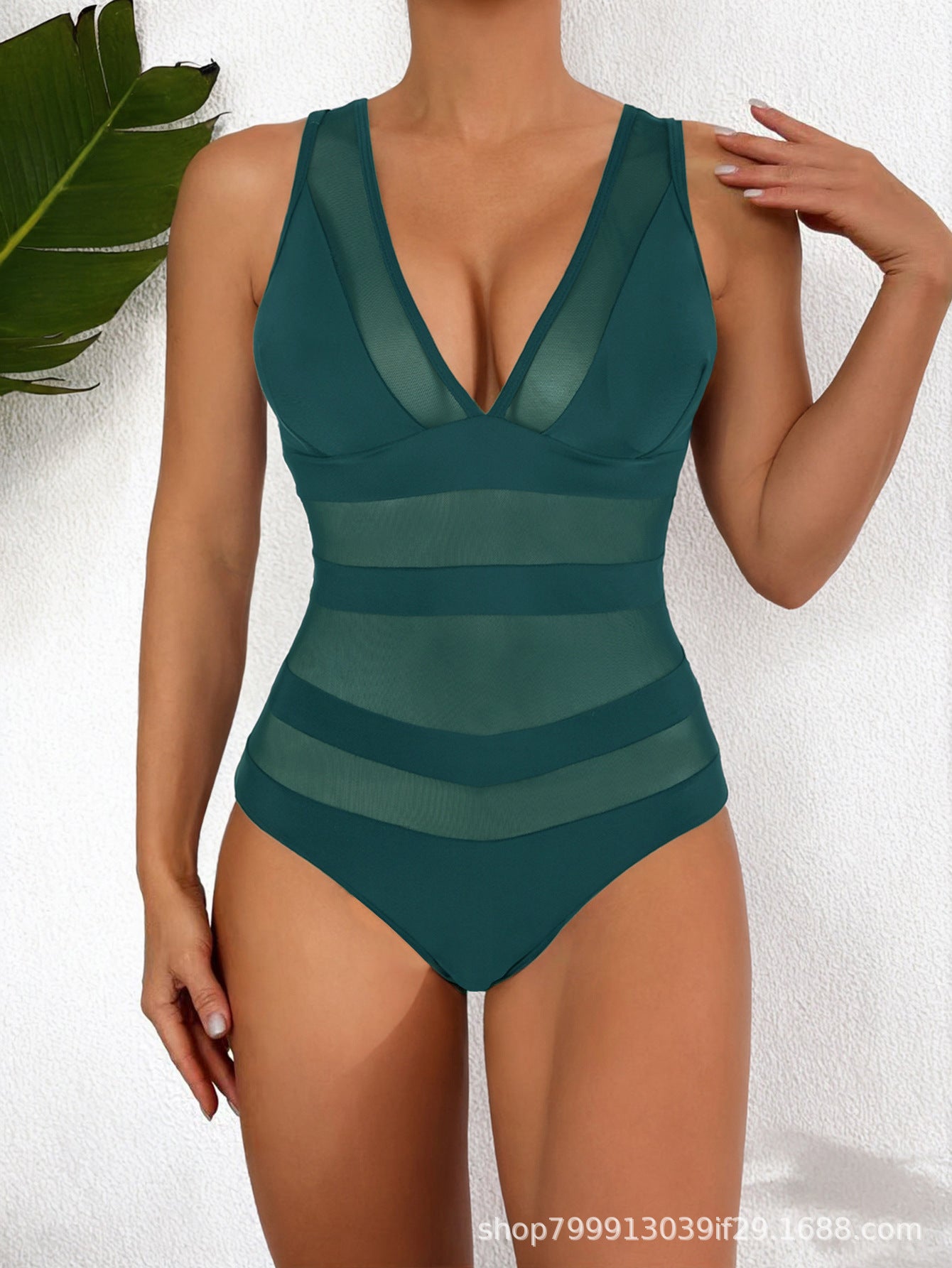 Maillot de bain femme Berg-Feldt, texturé, col en V