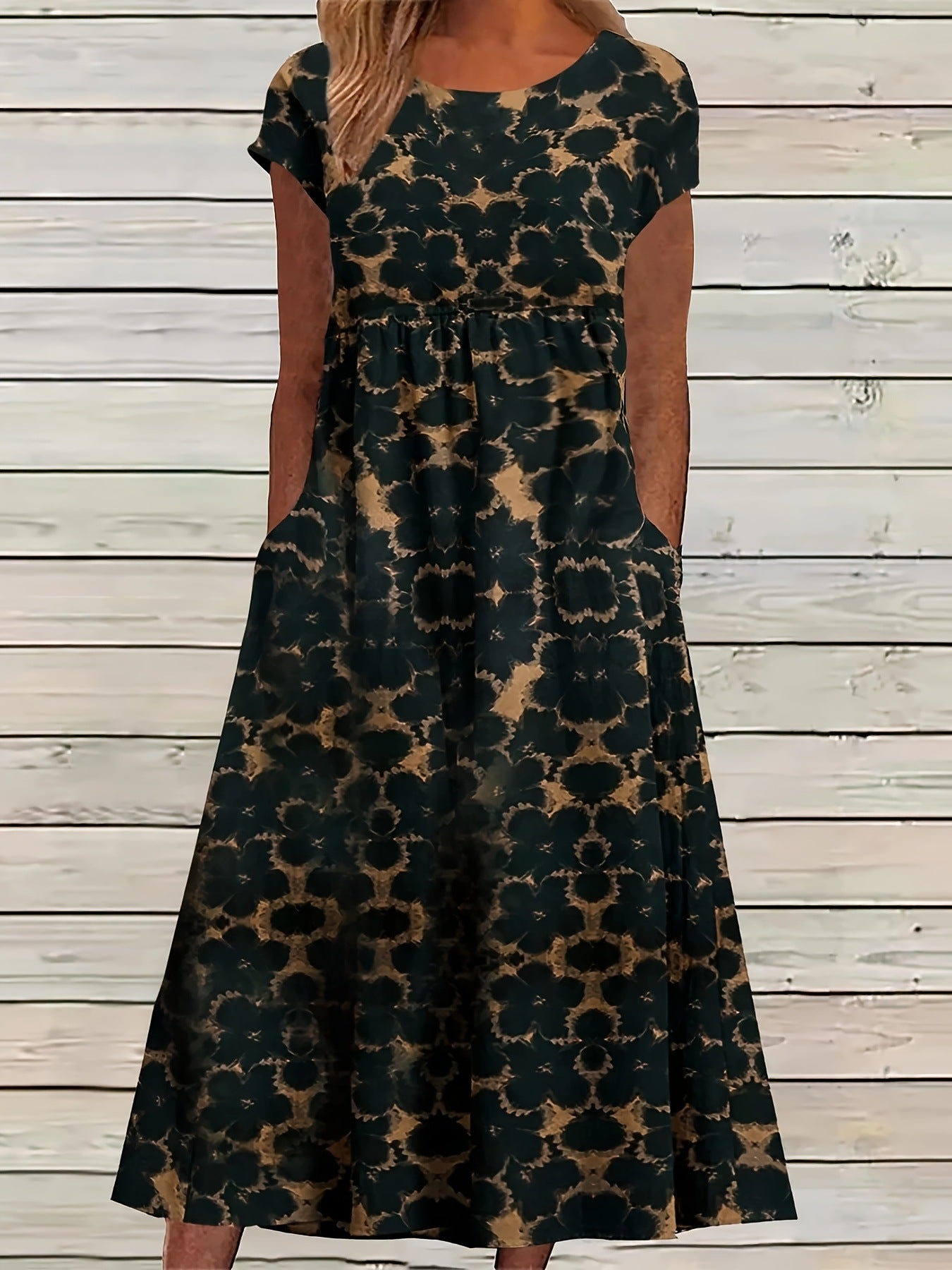 Longue robe fleurie pour femme avec poches latérales de berg-feldt