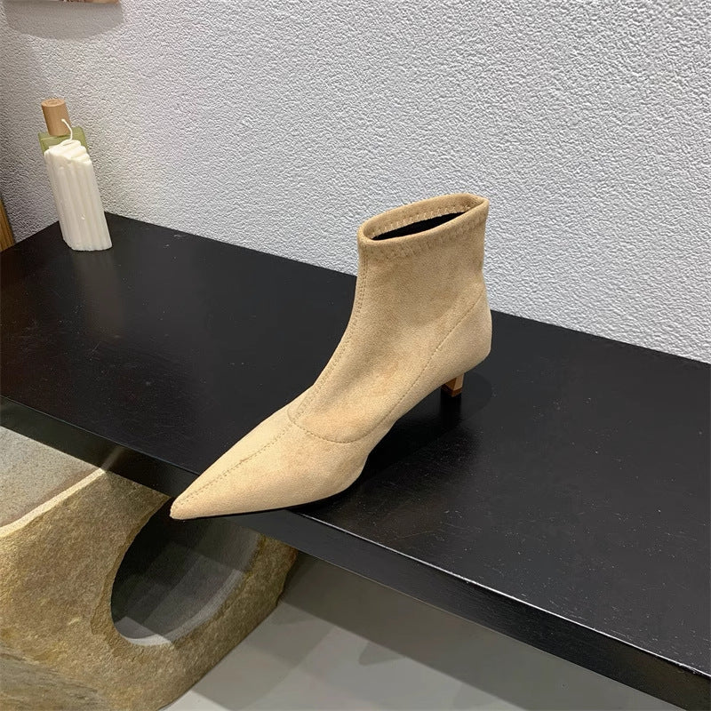 Bottines élégantes pour femmes en daim doux avec talon aiguille à la mode Berg-Feldt