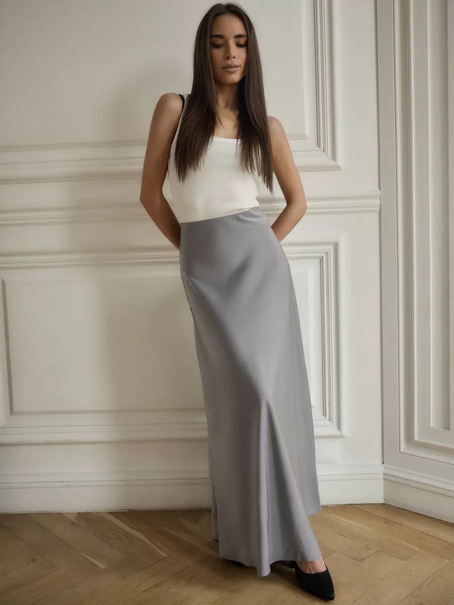 Elegant Women's Slit Maxi Skirt berg-feldt