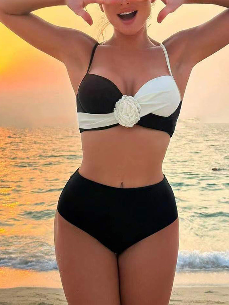 Ensemble de bikini pour femme avec motif floral tendance de berg-feldt