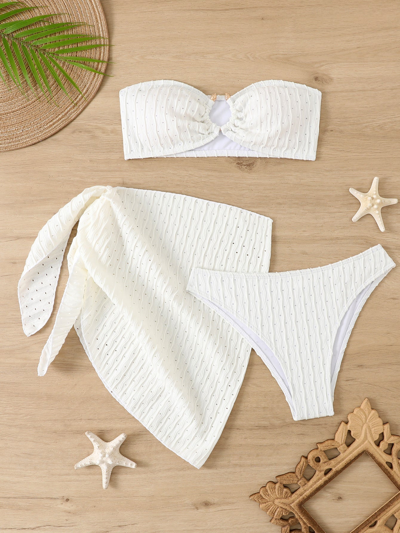 Ensemble bikini avec paréo robe portefeuille de berg-feldt