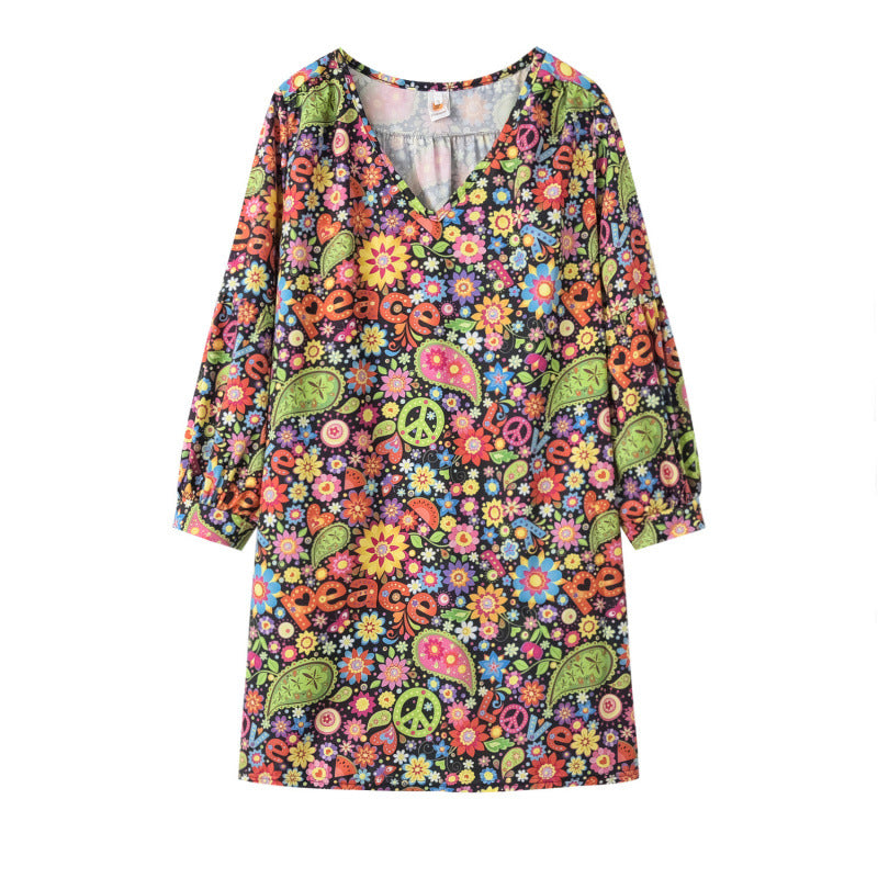 Langärmliges Damen-Blumenkleid mit V-Ausschnitt von berg-feldt