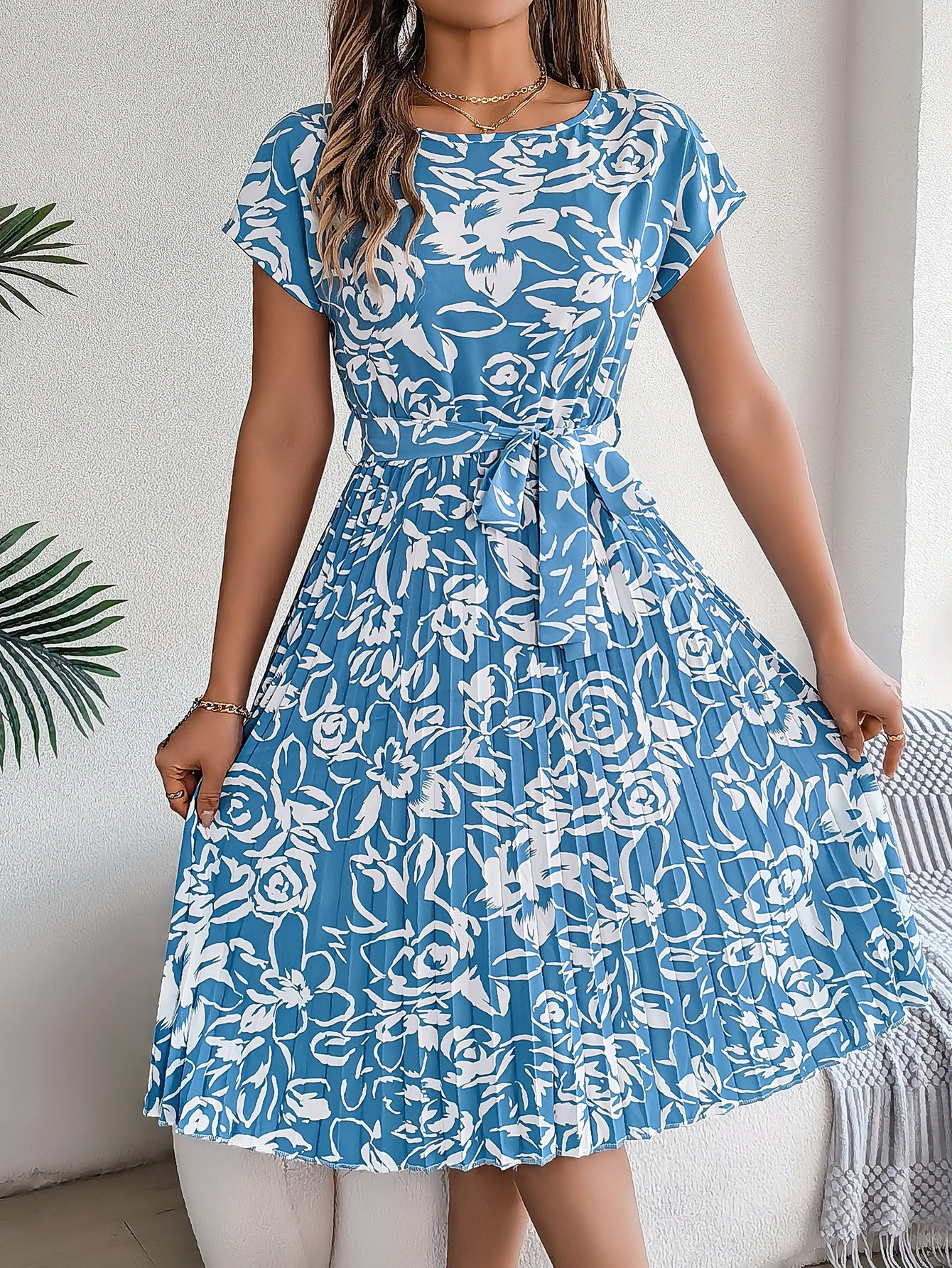 Robe mi-longue fleurie ceinturée pour femme de berg-feldt