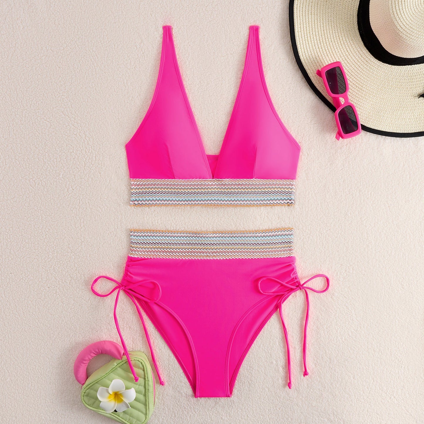 Elegantes Damen Bikini-Set mit verstellbarem Oberteil und hohem Bund von berg-feldt