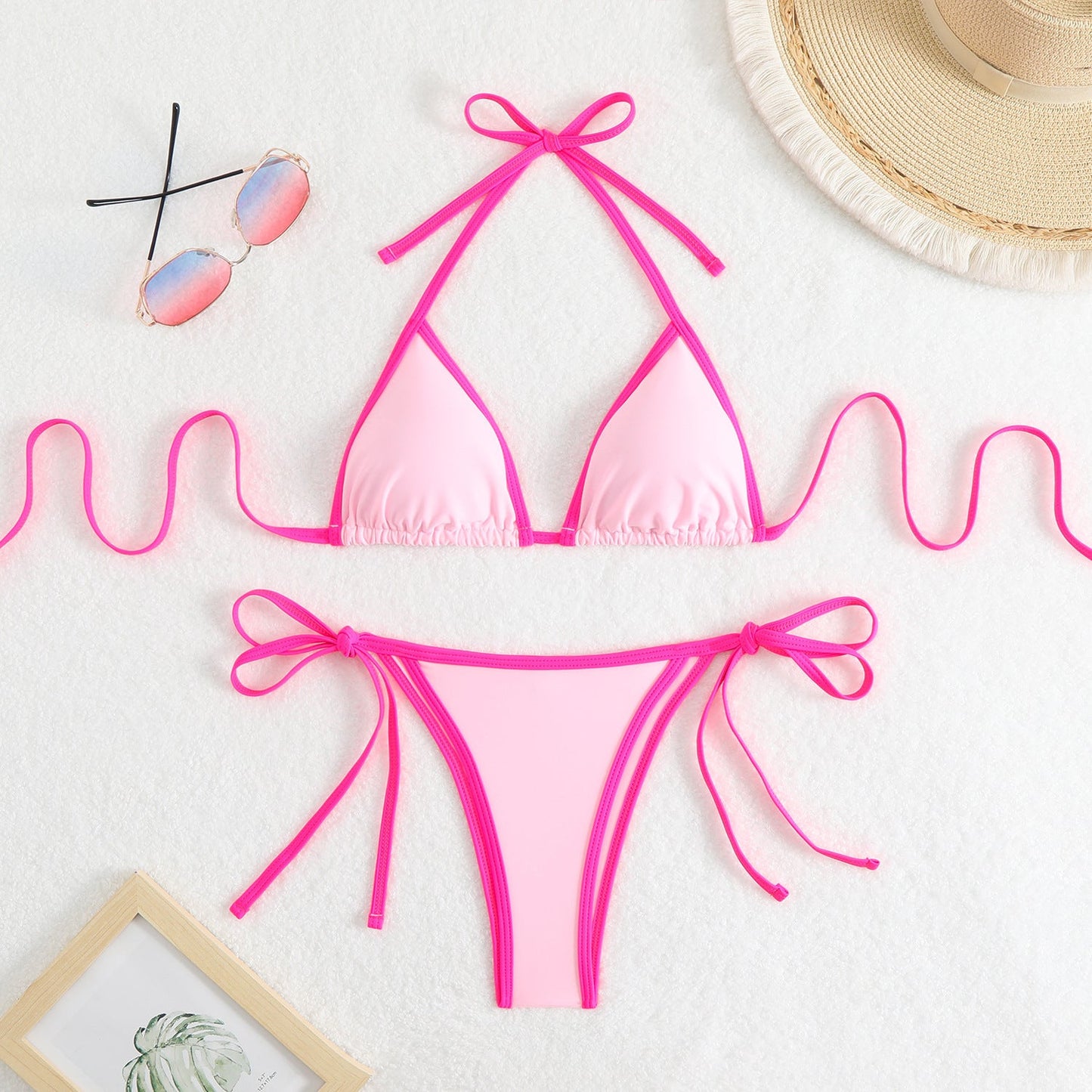 Ensemble de bikini pour femme, modèle triangle, avec bretelles réglables et design contrasté de berg-feldt