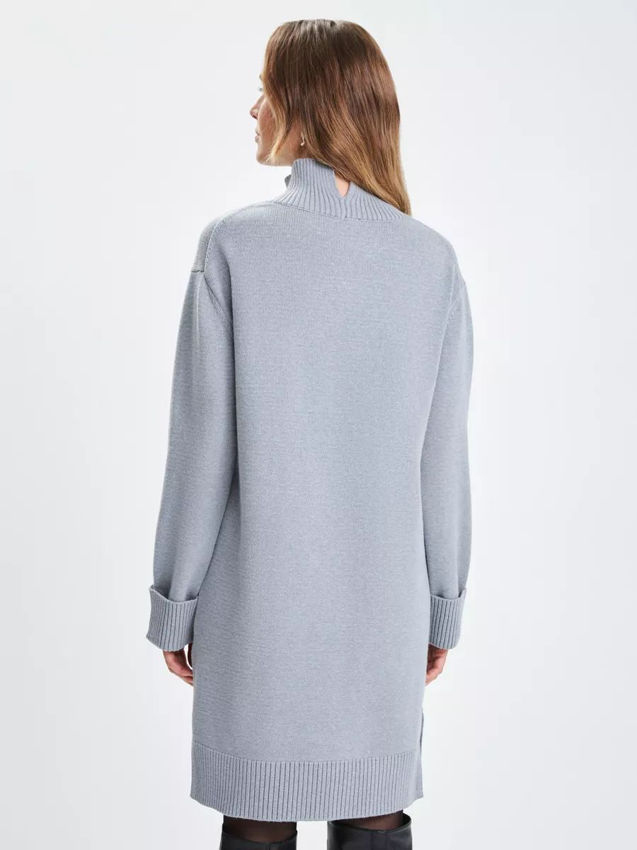Weites Strickkleid für Damen mit Stehkragen von berg-feldt