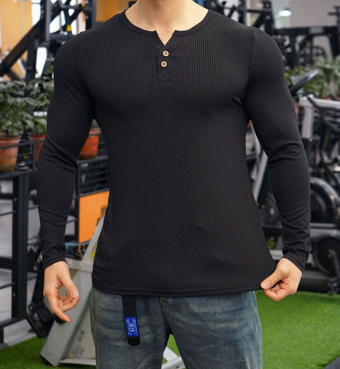 Herren Langarmshirt mit strukturiertem Design und Knopfleiste Berg-Feldt