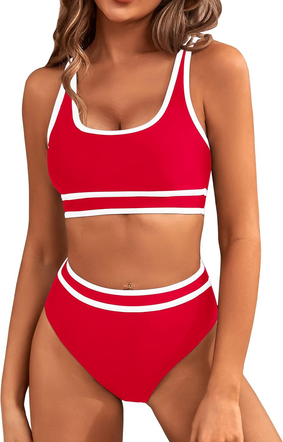 Haut de maillot de bain sportif pour femme avec larges bretelles et échancrure haute de berg-feldt
