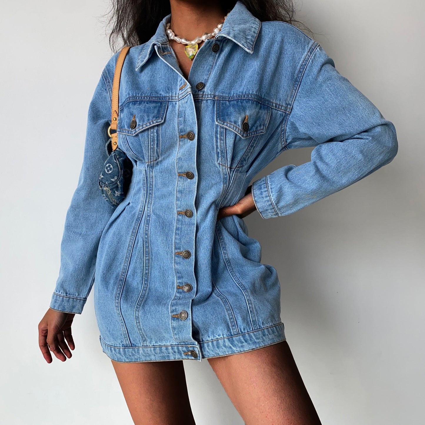 Robe chemise en jean pour femme Berg-Feldt, coupe ajustée et boutonnage classique