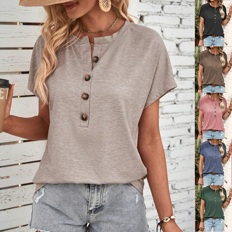 Lässiges Damen-Kurzarmshirt mit Knöpfen und individuellem berg-feldt Schnitt
 - berg-feldt