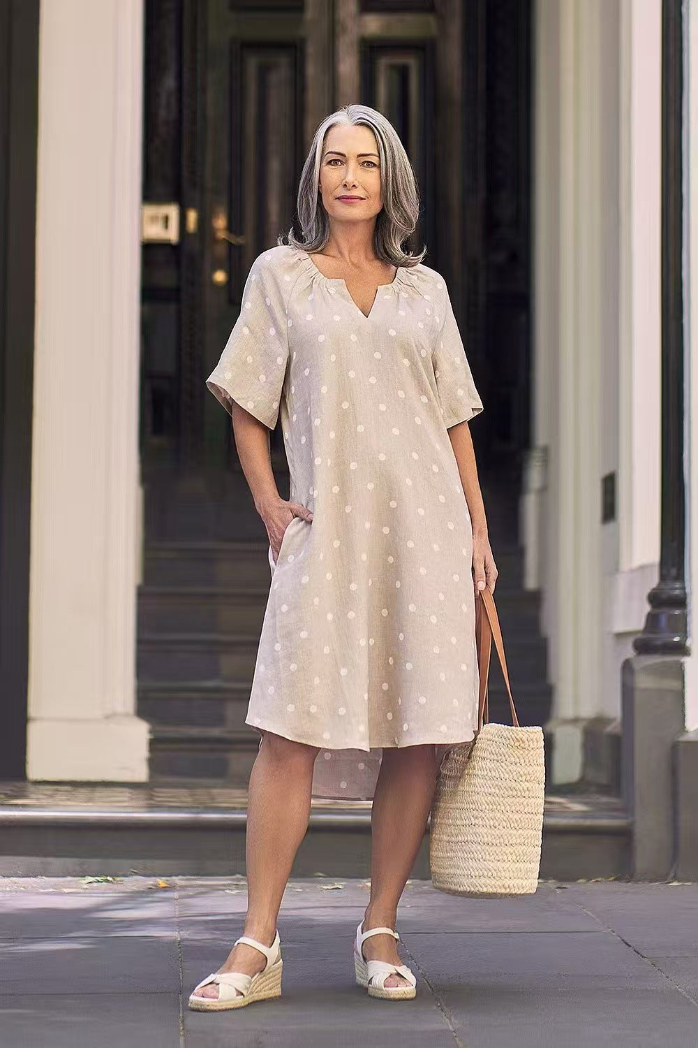 Robe décontractée pour femme avec col en V et poches, par berg-feldt