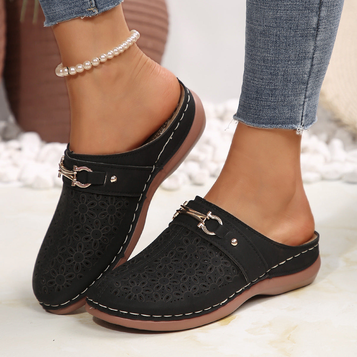 Pantoufles confortables pour femmes avec motif ajouré filigrane Berg-Feldt