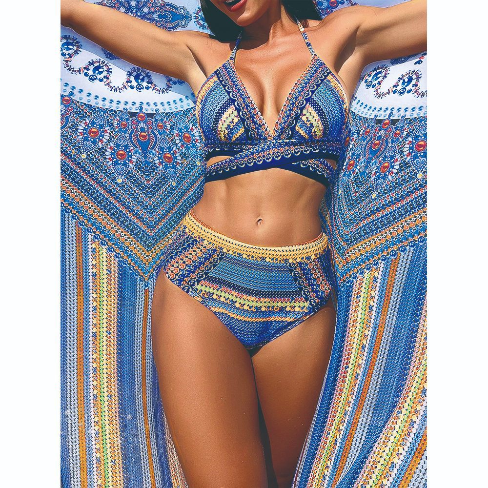Haut de maillot de bain Berg-Feldt pour femme avec jambe haute, détails ornés et paréo aéré