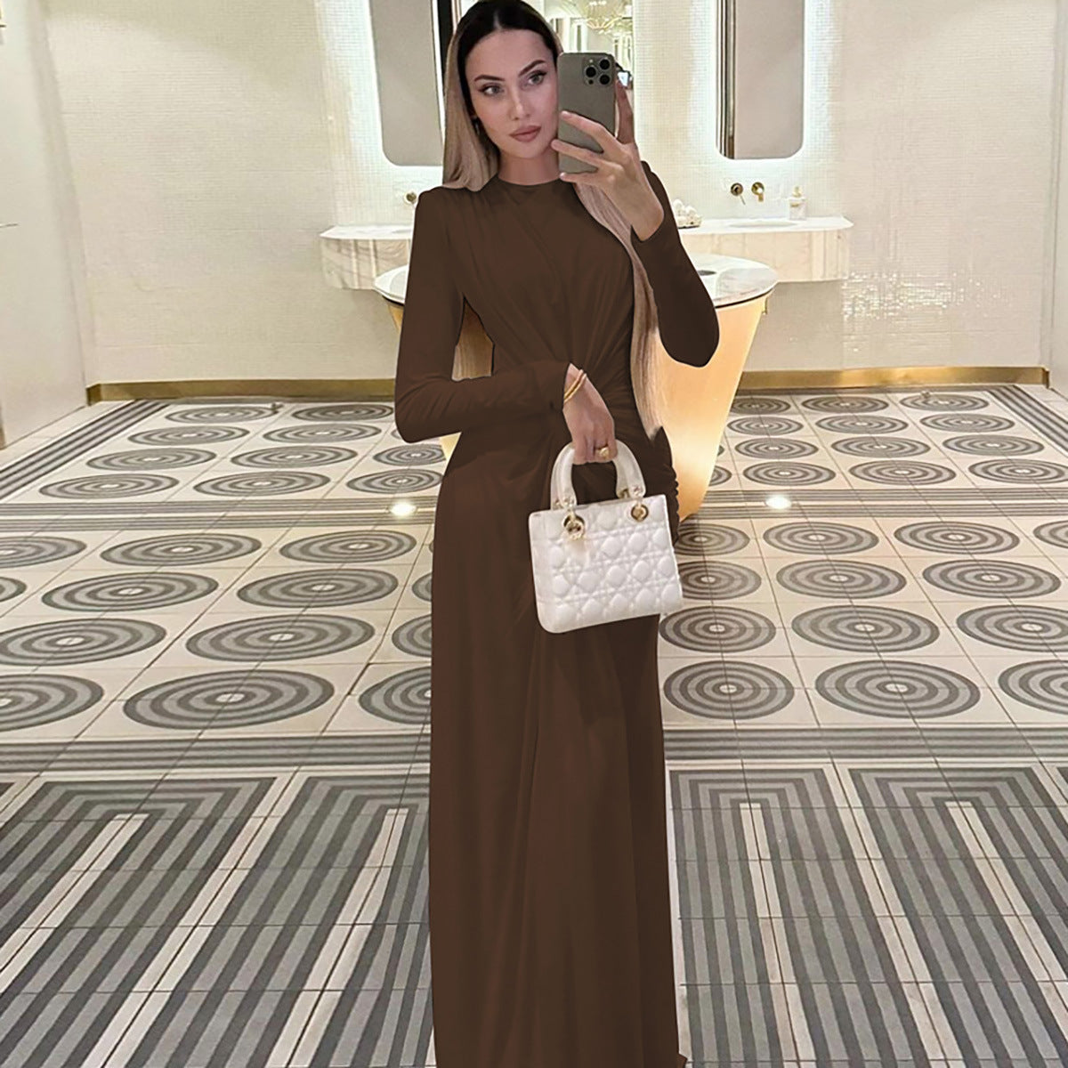 Robe longue maxi élégante à manches longues avec fronces pour femme Berg-Feldt